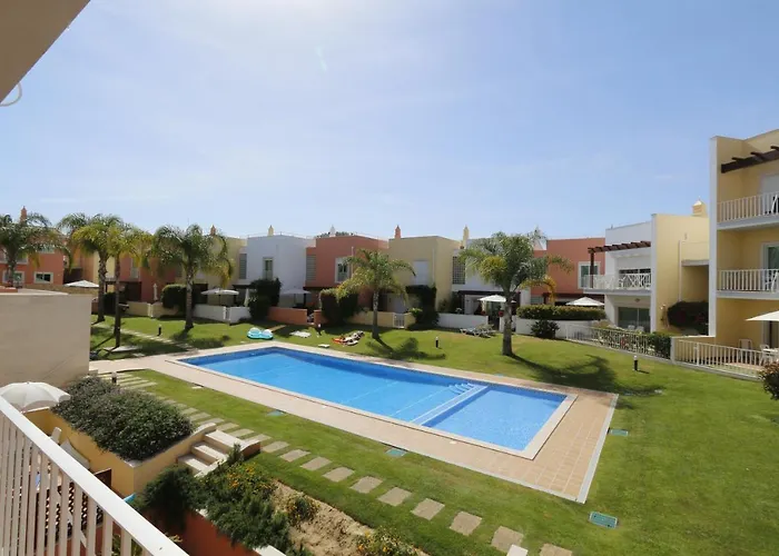 Solar Do Golfe 101 - By Sun شقة *